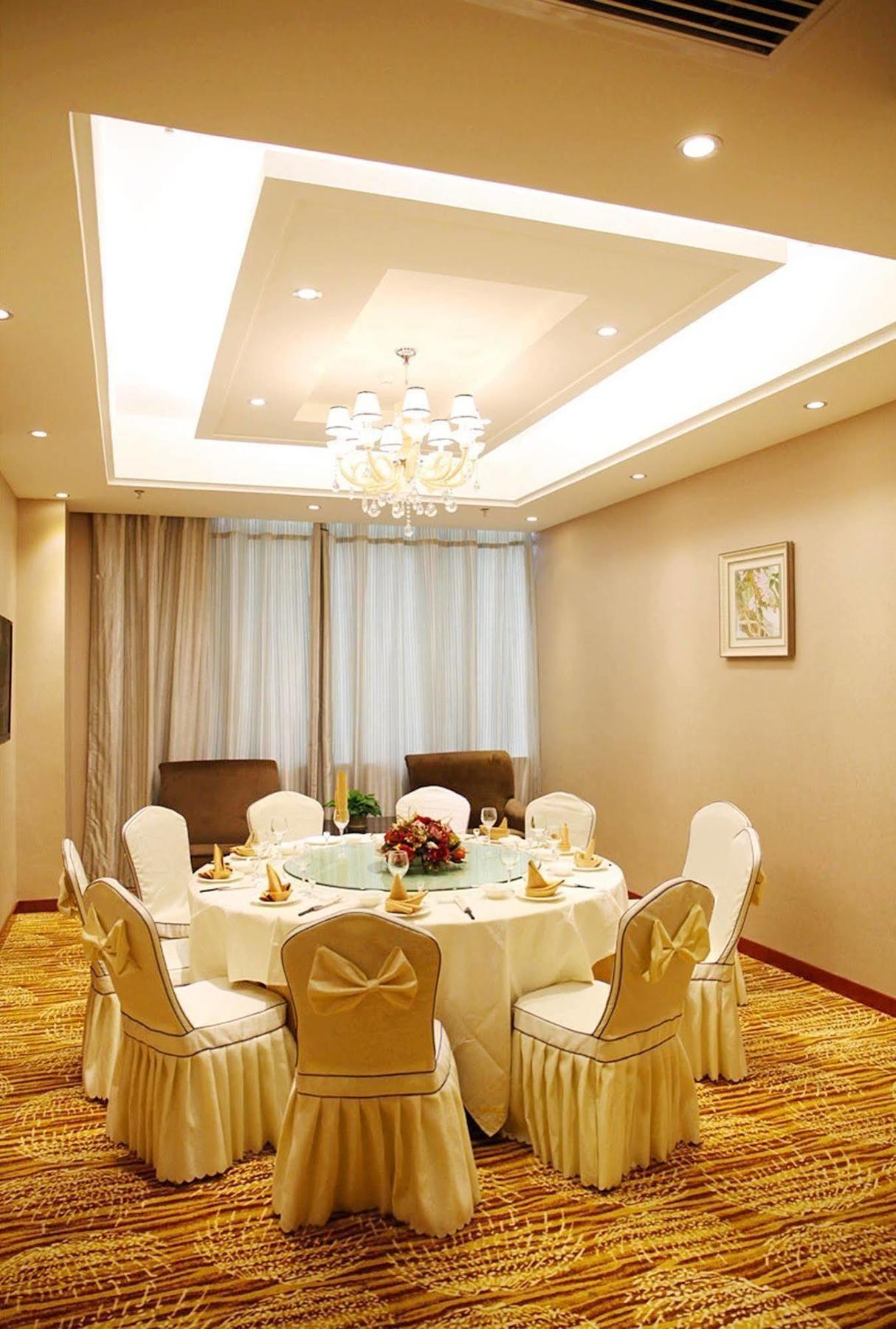 Jinhu Hotel Nanchang  Exterior photo